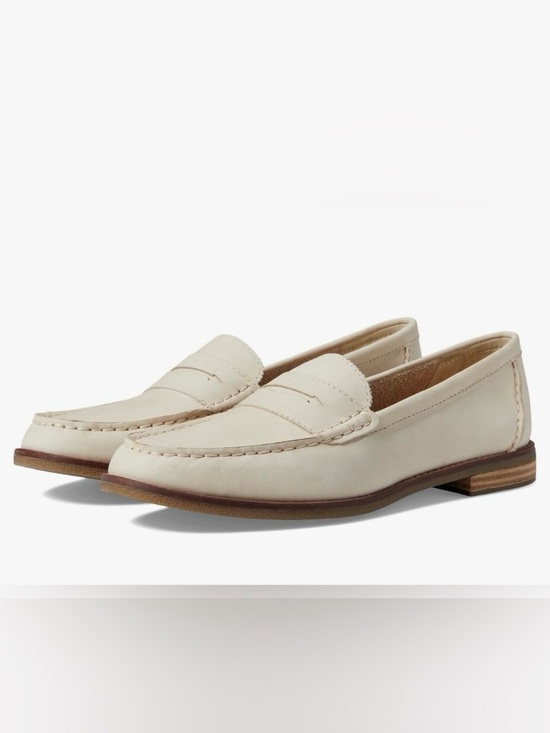 Sperry Shoes - NWOT Sperry Seaport Penny loafer in ivory leather, women’s size 9.